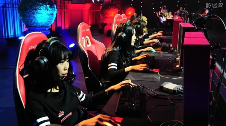 霍尔是美国 霍尔是美国