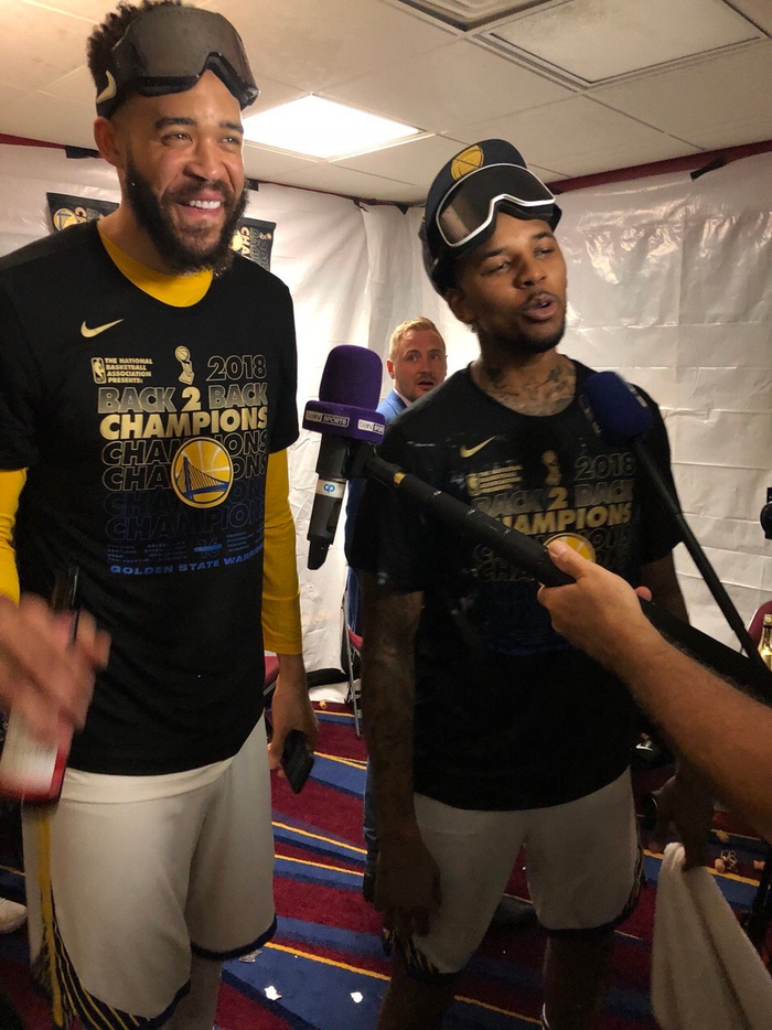 体验尤为关 体验尤为关