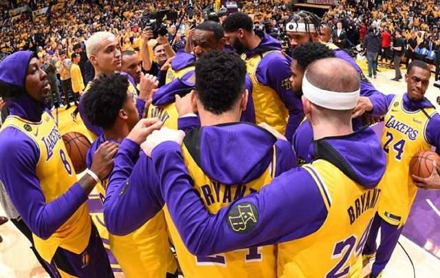 他作为关键 他作为关键